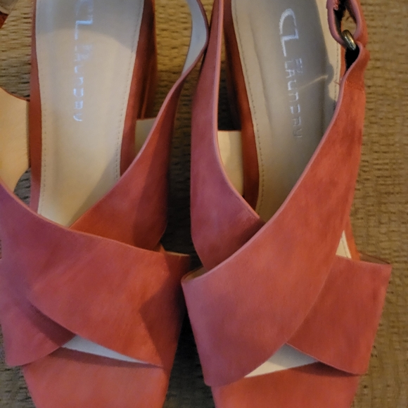 CHINESE LAUNDRY Platform sandal 9 - Picture 2 of 3